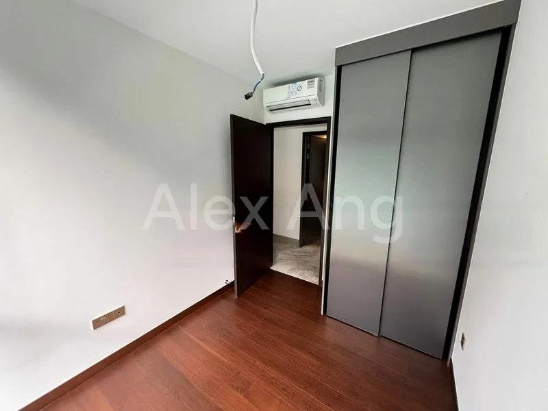 2 Bed Condo for Rent in  The Commodore - Image 7